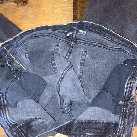 BDG jeans 34X32 (current 32X30.5) - Picture 8 of 10